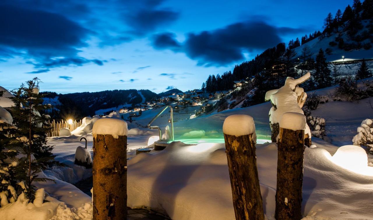Garni Residence Soraiser Selva di Val Gardena Exterior photo