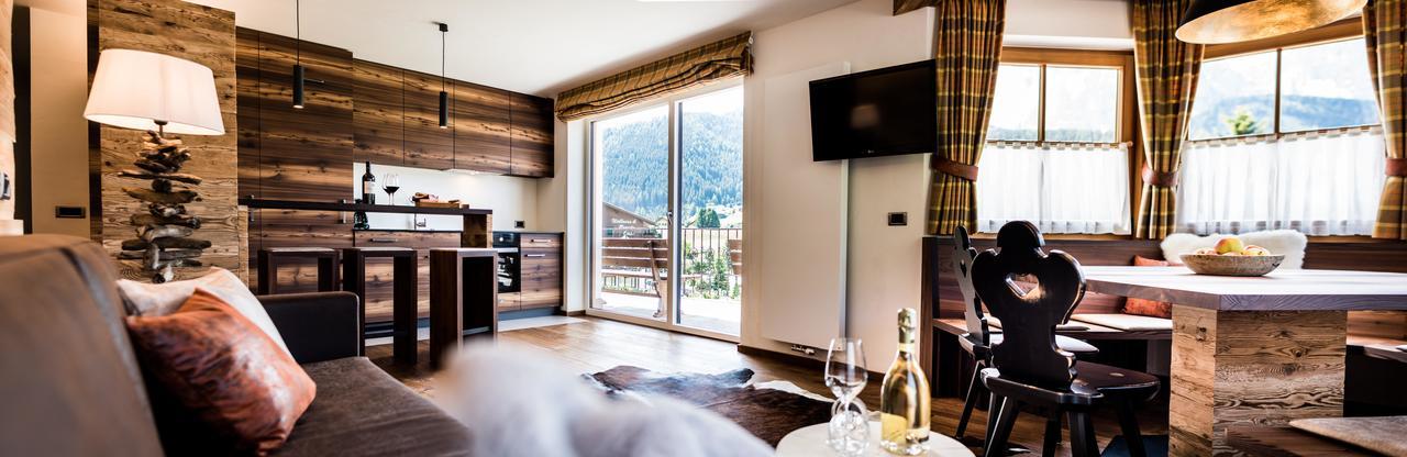 Garni Residence Soraiser Selva di Val Gardena Exterior photo